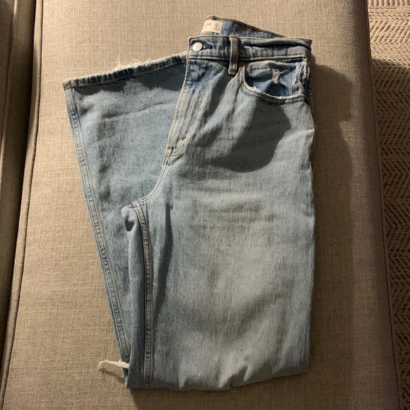 Abercrombie & Fitch 90’s Relaxed Jeans - Picture 3 of 5